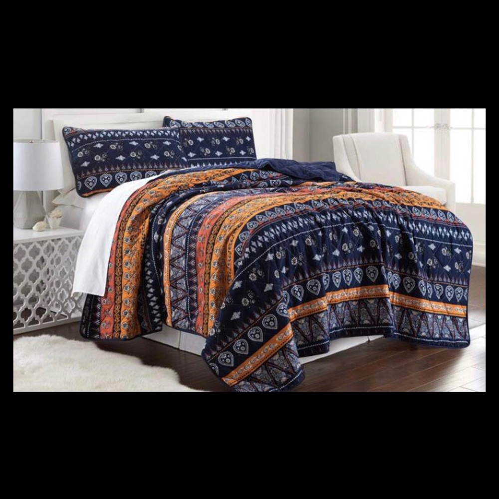 Full/Queen 3 piece quilt coverlet set